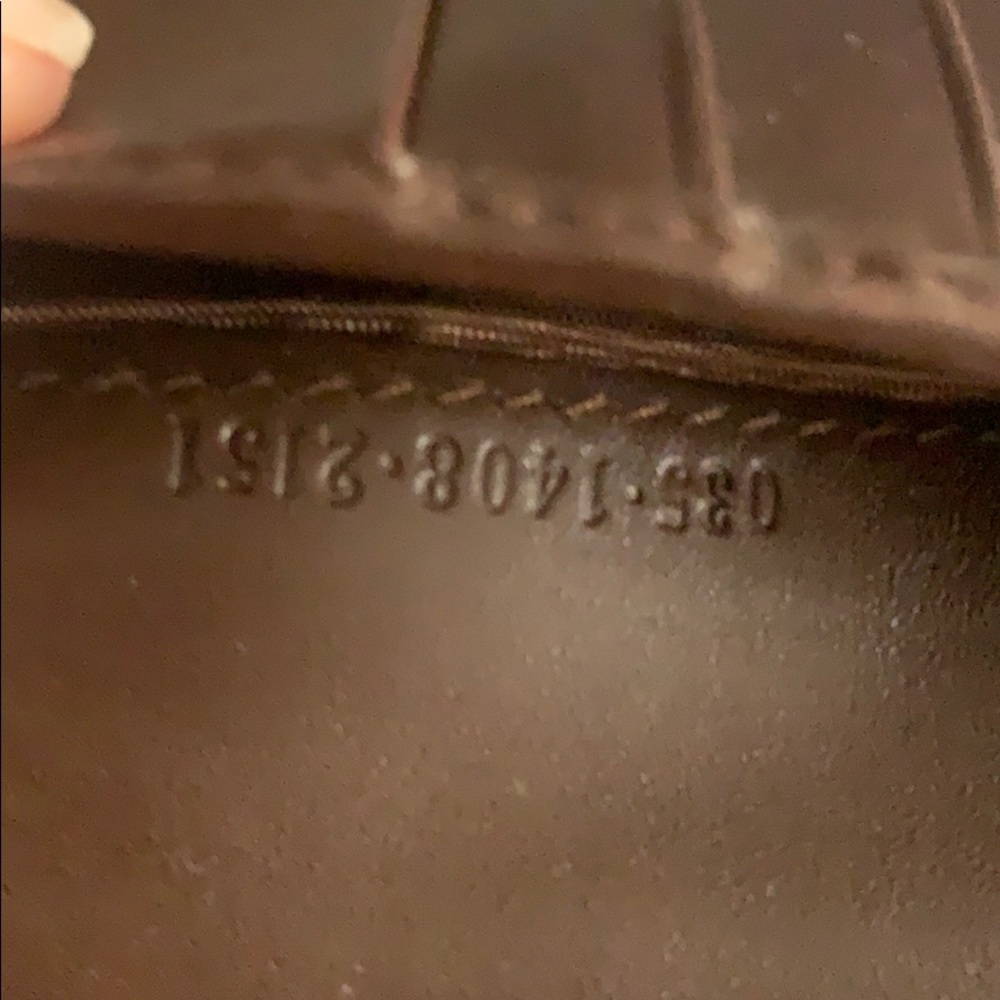 Authentic Gucci Wallet - image 7